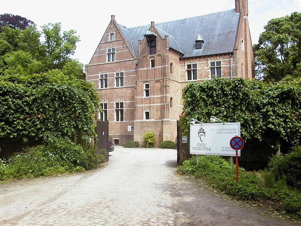 Отель Priorij Corsendonk Ауд-Тюрнхаут Экстерьер фото